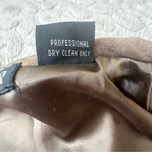 New Frontier size 2 long suede tan vintage jacket coat. Gorgeous intact lining - Picture 5 of 9